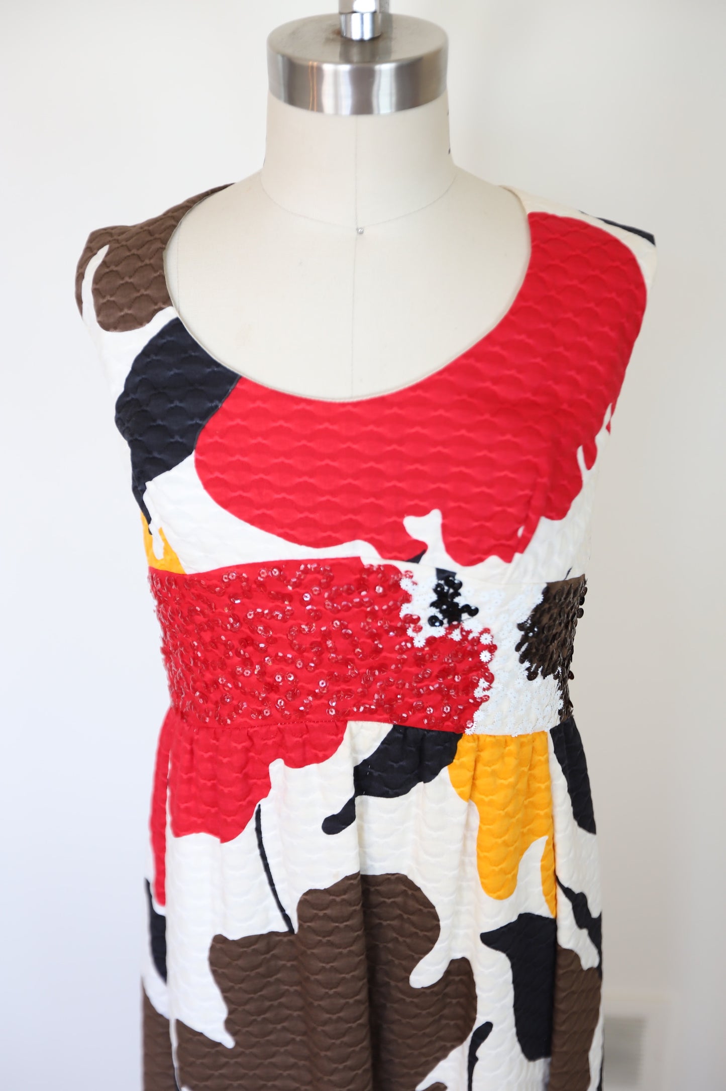1960s Tori Ridaard Honolulu Floral Mosaic Waffle Dress