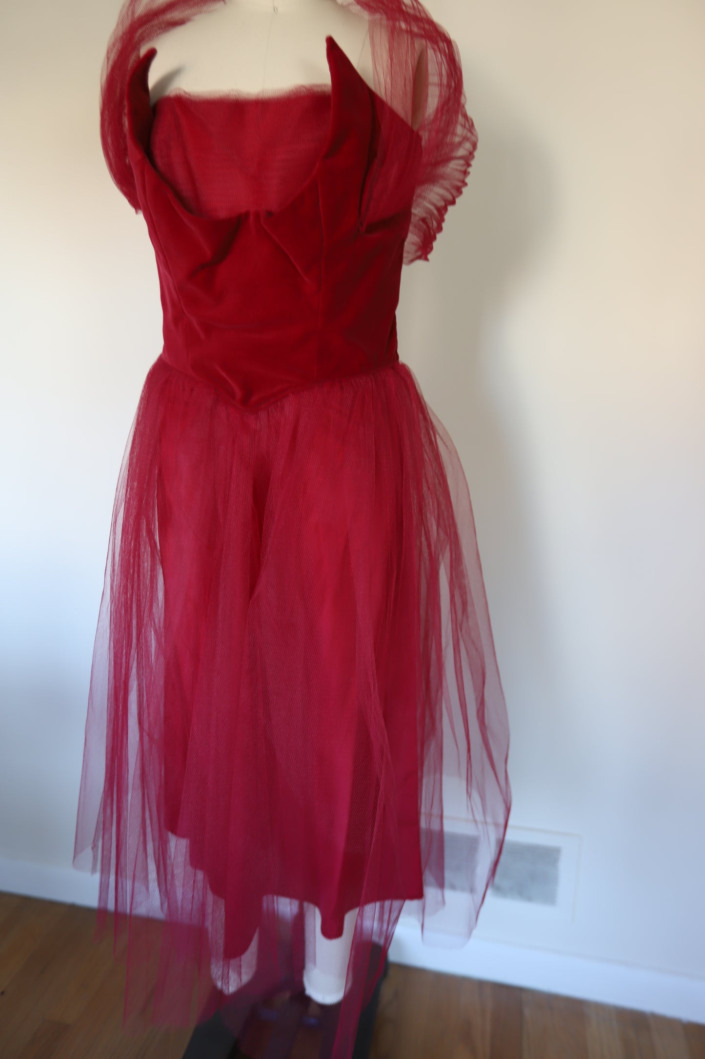1950s Vintage Strapless Tulle Shawl Dress