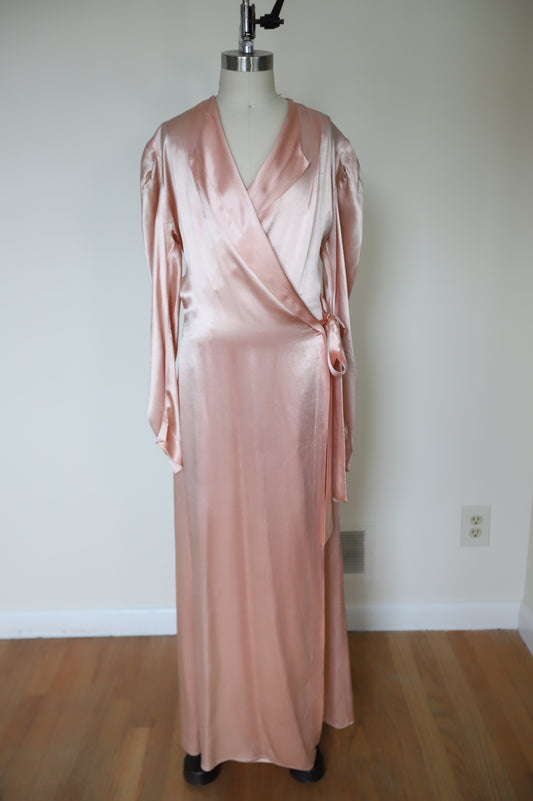 1930s Pink Satin Dressing Gown