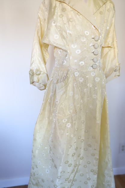 1930s Vintage Brocade Duster Robe