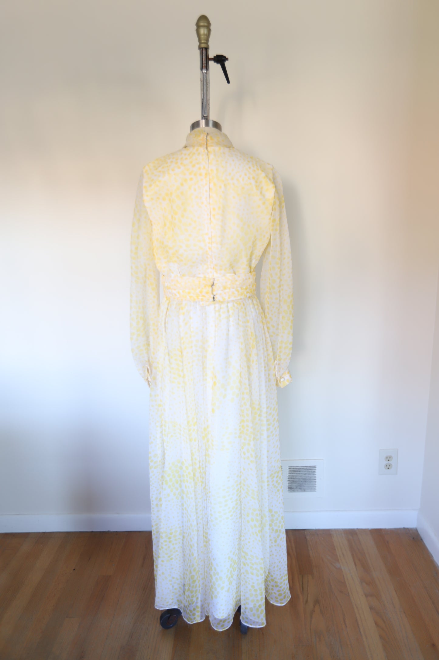 1960s Vintage Polka Dot Chiffon Pussy Bow Long Sleeve Dress