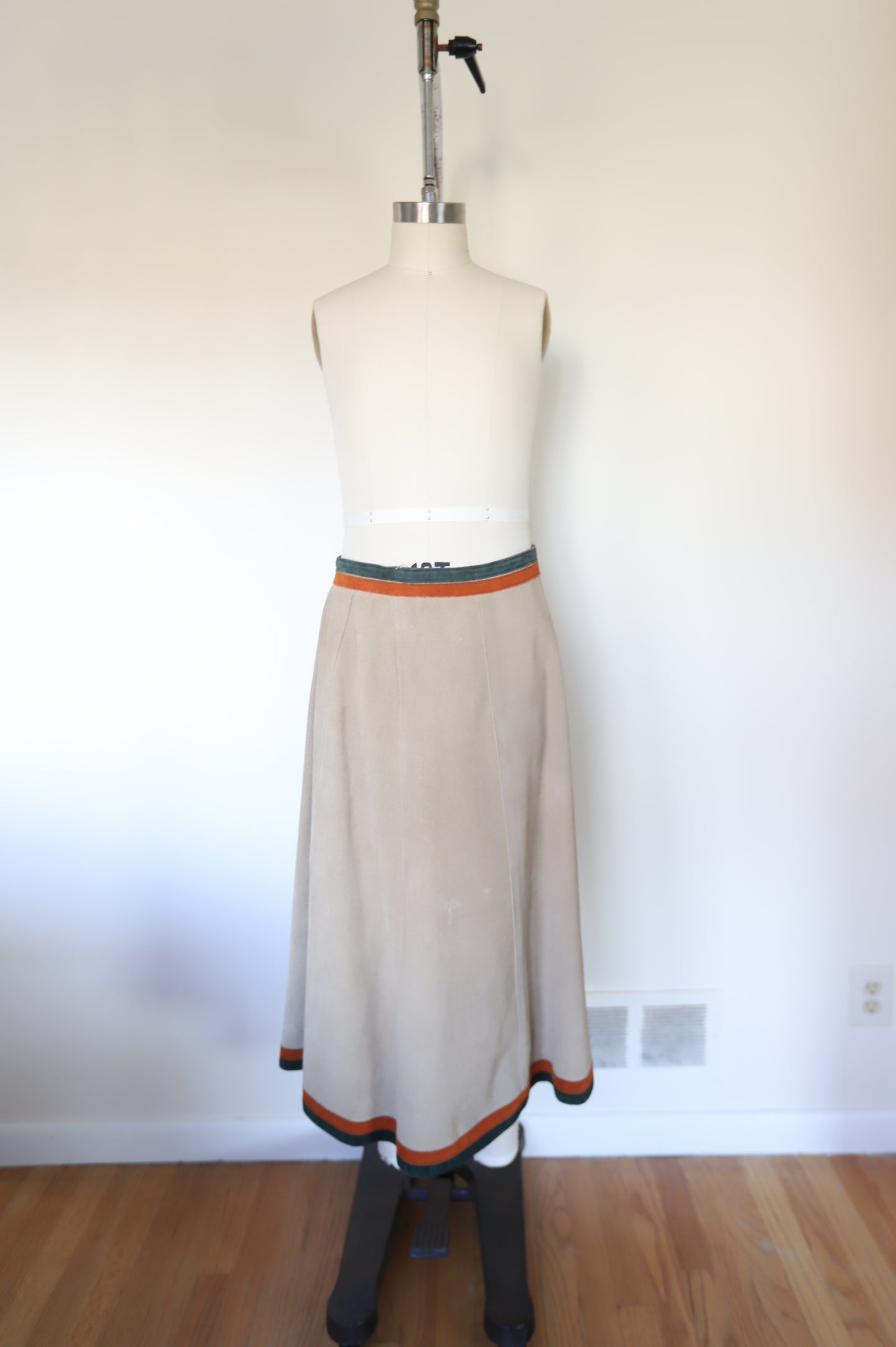 1970s Vintage Two Piece Suede Two Tone Skirt Set