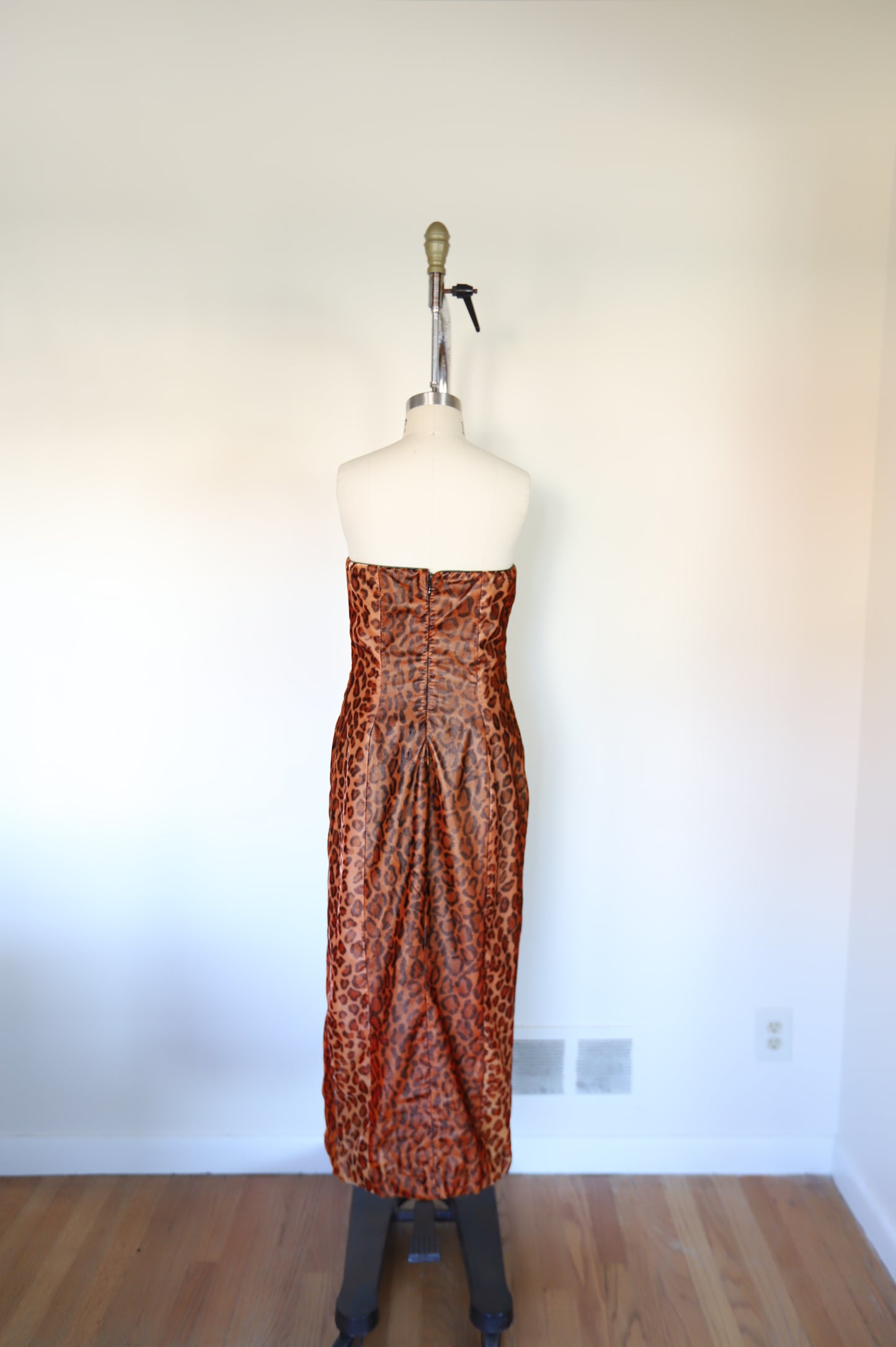 80s Vintage Strapless Studio 54 Ruched Pencil Midi Velvet Cheetah Dress