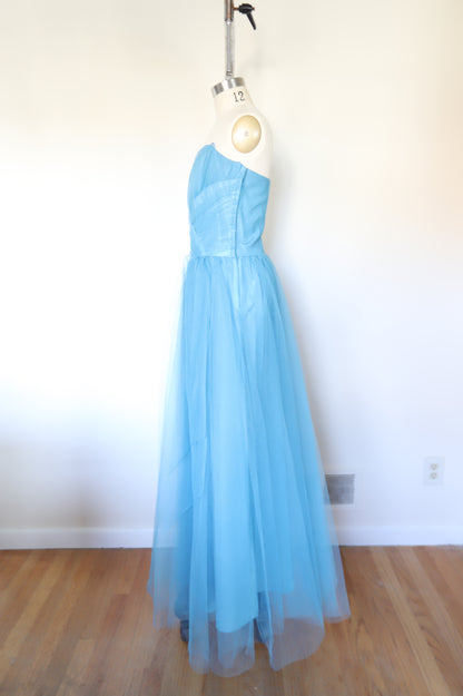 1950s Vintage Strapless Tulle Gown