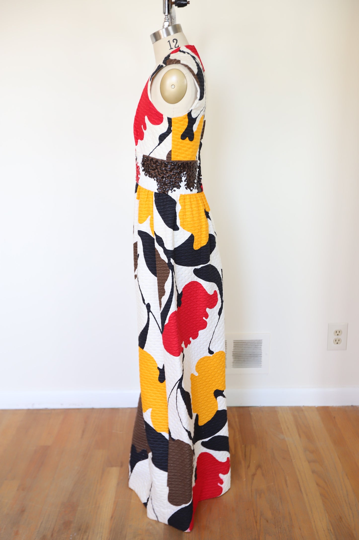 1960s Tori Ridaard Honolulu Floral Mosaic Waffle Dress