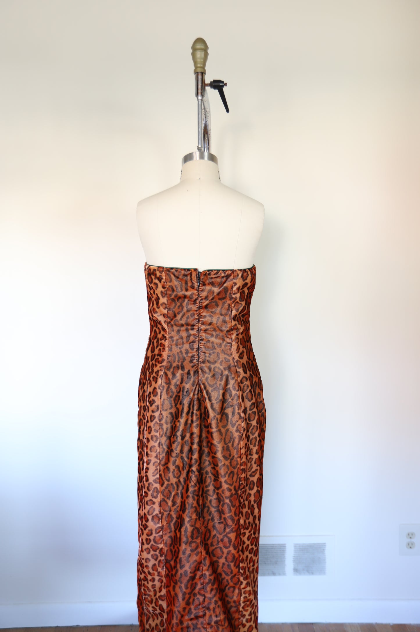 80s Vintage Strapless Studio 54 Ruched Pencil Midi Velvet Cheetah Dress