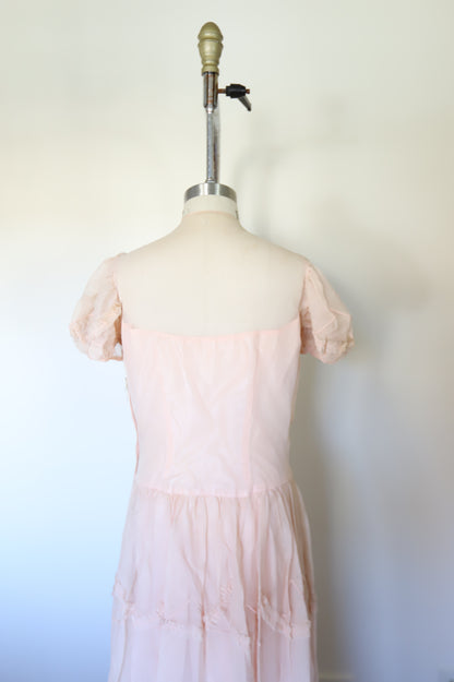 1950s Vintage Short Sleeve Pleated Sweetheart Tiered Layered Gown