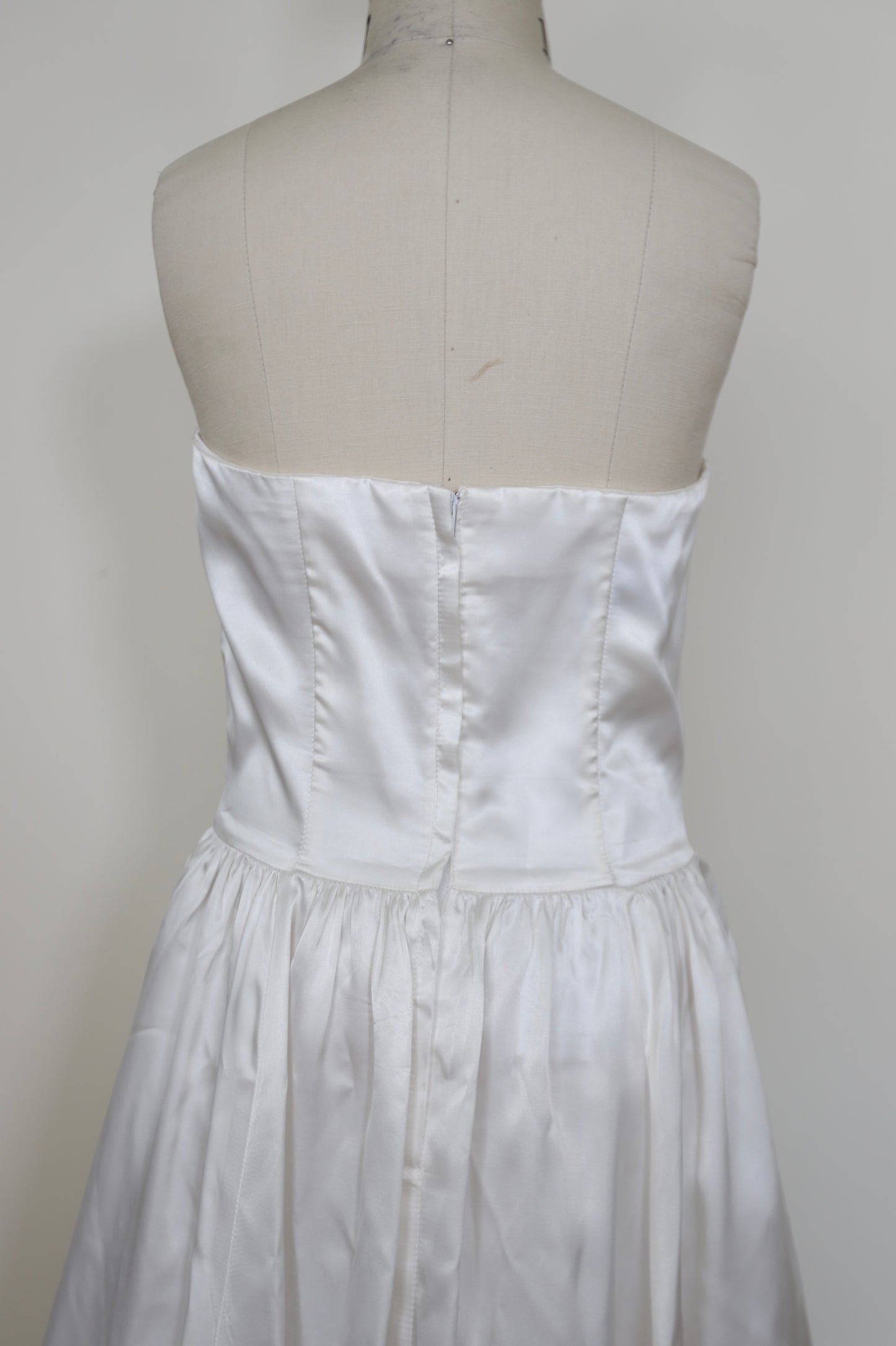 1990's Gunne Sax Strapless Bow Cascade Ruffle Gown