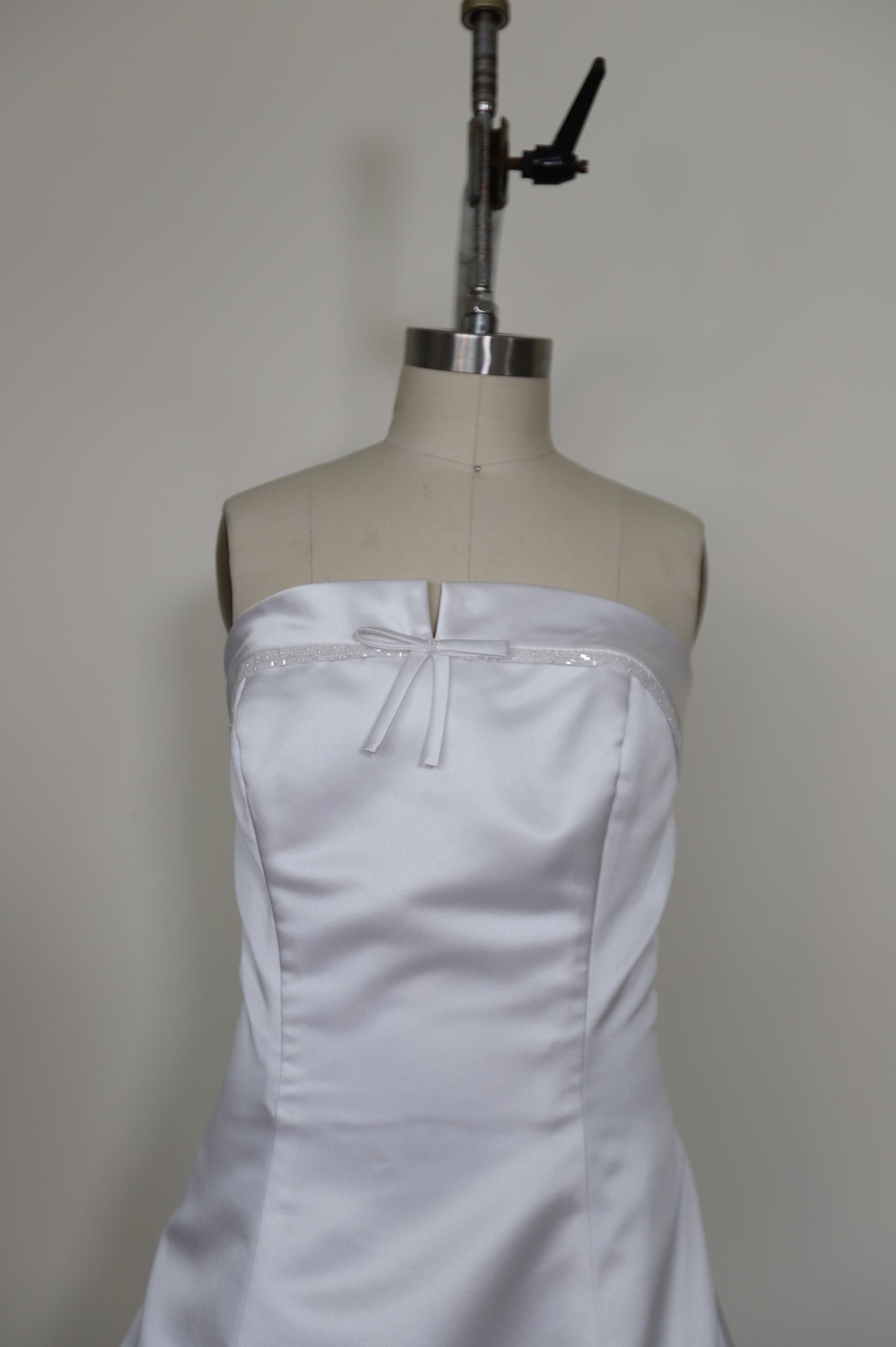 1990's Strapless Bridal Bow Gown Button Back With Train