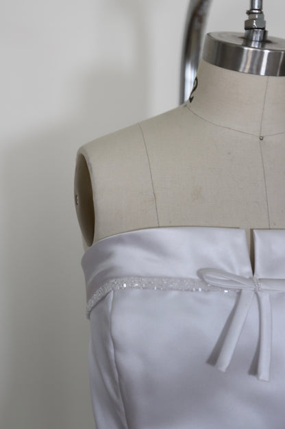 1990's Strapless Bridal Bow Gown Button Back With Train