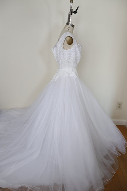 1990's Basque Waist Embroidered Corset Tulle Gown