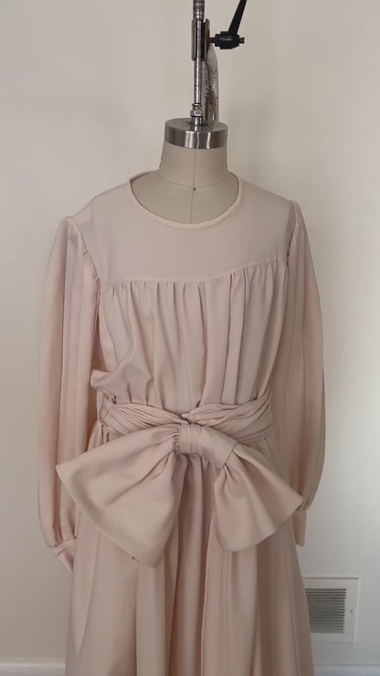 1960's Crepe Longsleeve Dress With Detachable Bow Waist